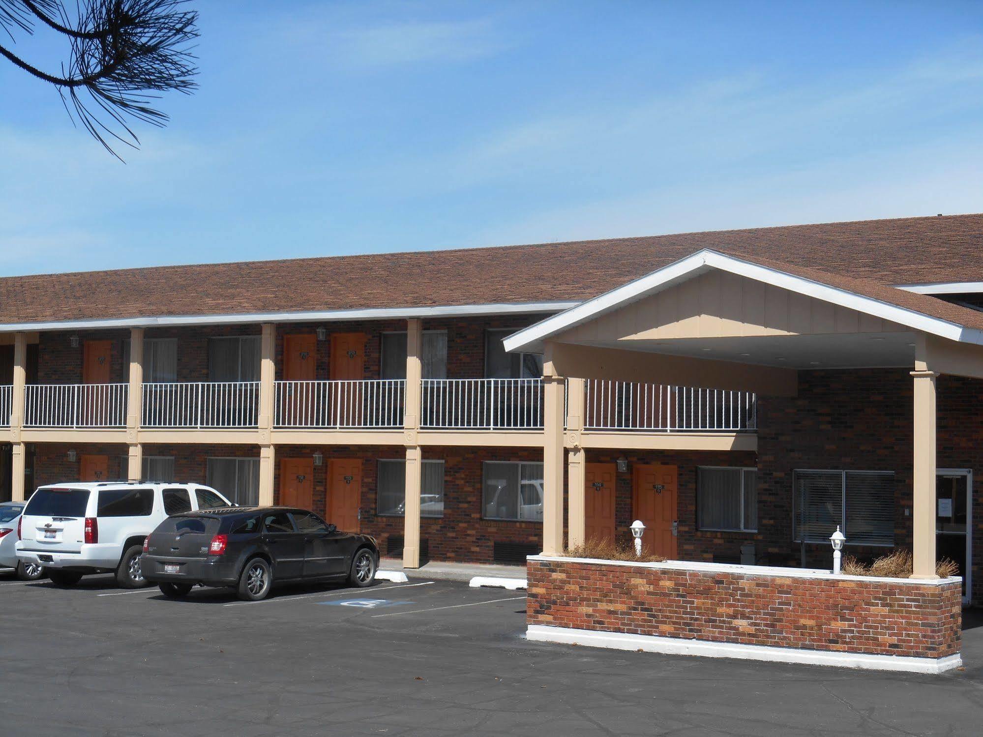 Henry'S Fork Inn Saint Anthony Exterior foto